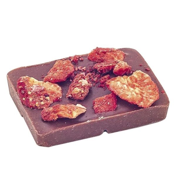 Strawberry Layered Cake Milk Chocolate